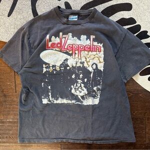 Vintage RARE 1986 Led Zeppelin Album Cover T-Shirt